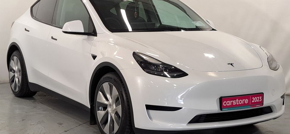Tesla Model Y 2023
