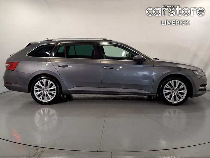 Skoda Superb 2022