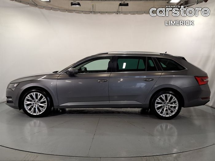 Skoda Superb 2022