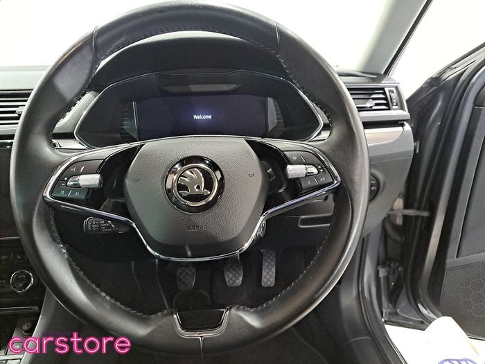 Skoda Superb 2022