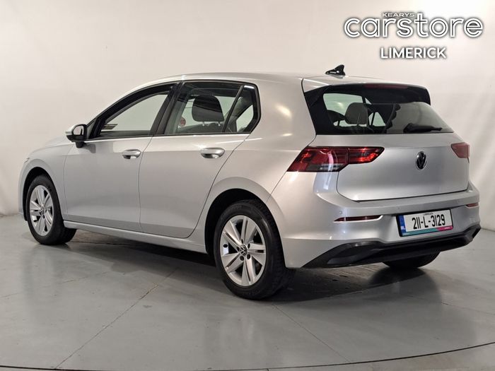 Volkswagen Golf 2021