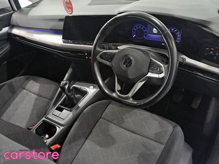 Volkswagen Golf 2021