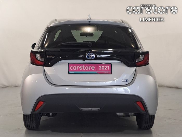 Toyota Yaris 2021