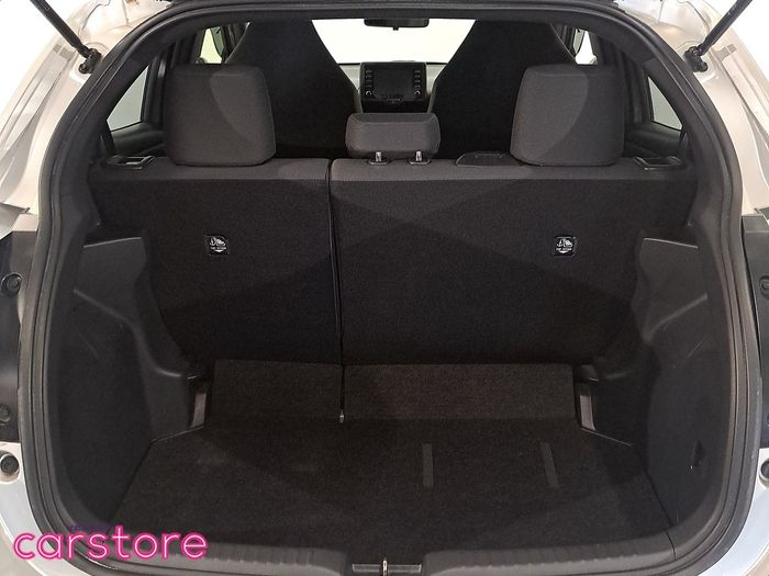 Toyota Yaris 2021