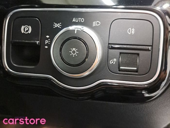 Mercedes-Benz A-Class 2021