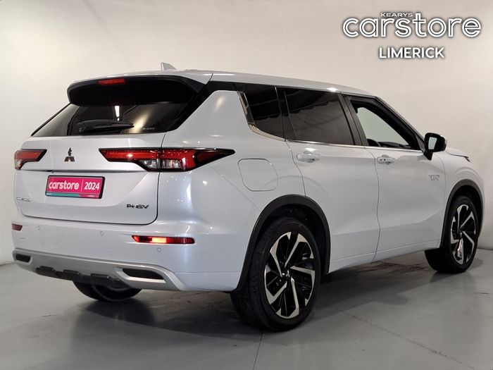 Mitsubishi Outlander 2024