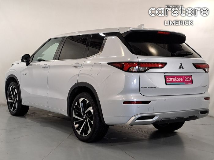 Mitsubishi Outlander 2024