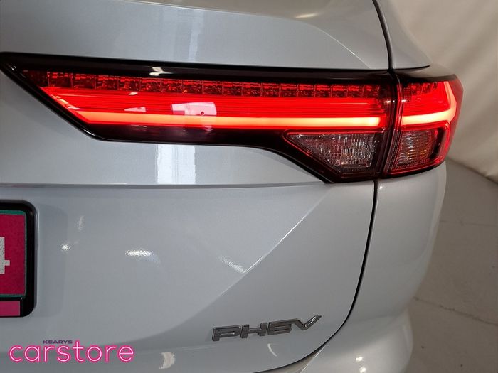 Mitsubishi Outlander 2024