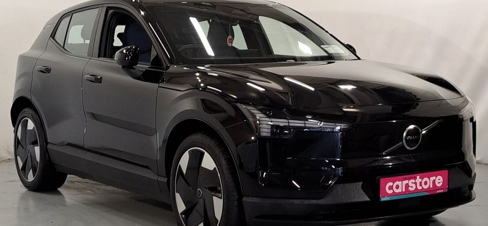 Volvo EX30 2024
