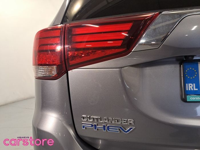 Mitsubishi Outlander 2020