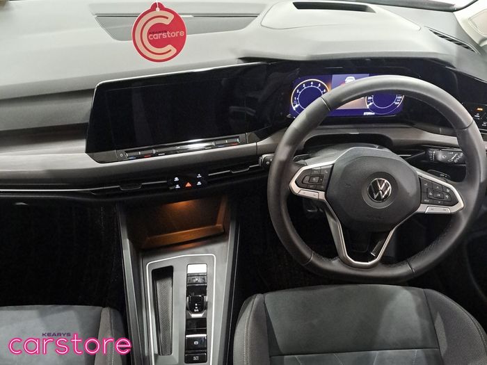 Volkswagen Golf 2021