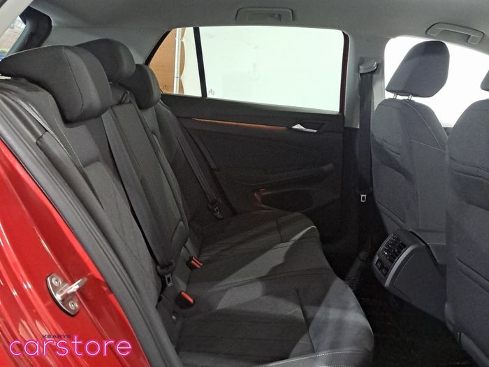 Volkswagen Golf 2021