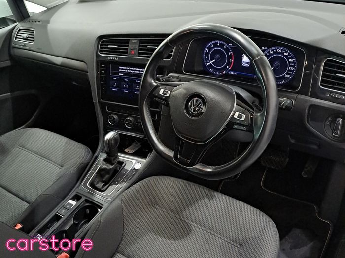 Volkswagen Golf 2020