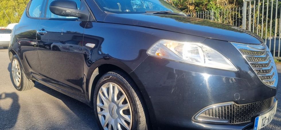 Chrysler Ypsilon 2012