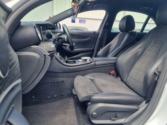 Mercedes-Benz E-Class 2019
