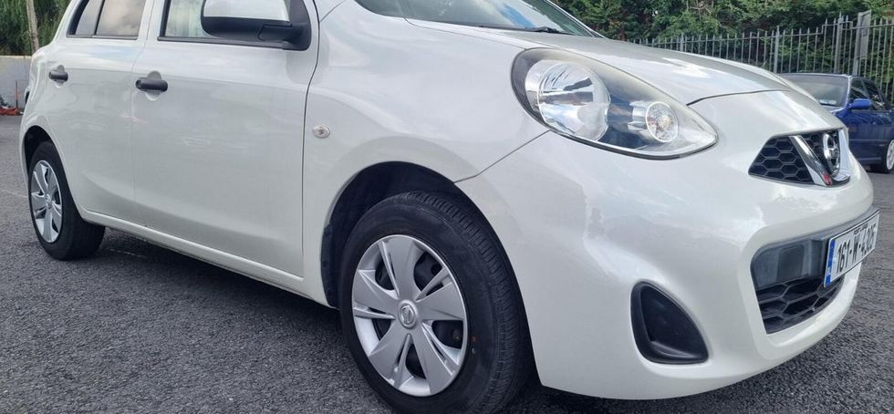 Nissan March 2016
