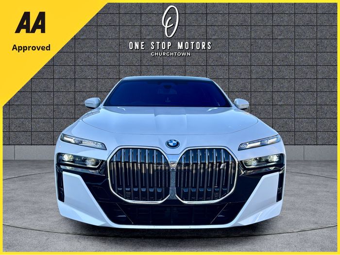 BMW i7 2025