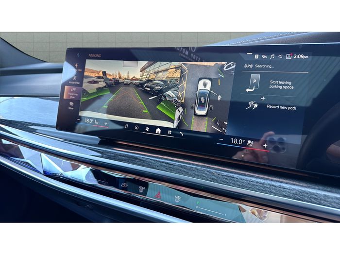 BMW i7 2025