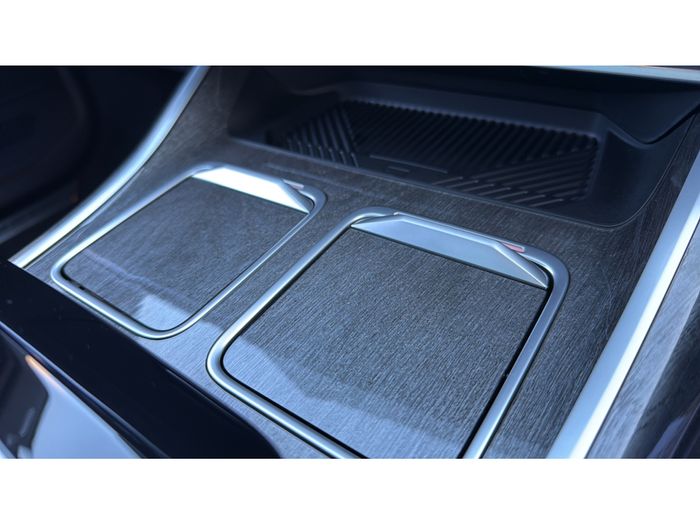 BMW i7 2025
