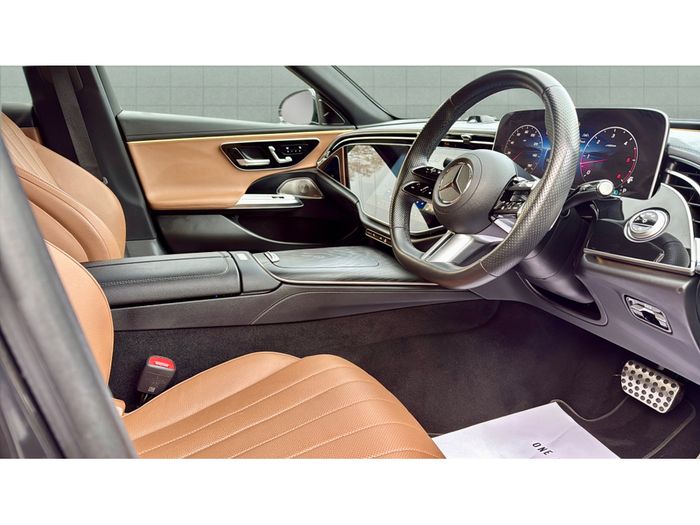 Mercedes-Benz E-Class 2024