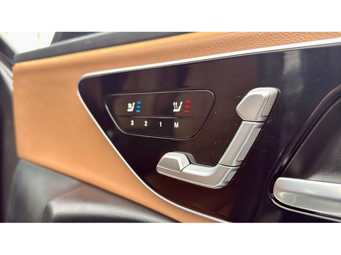 Mercedes-Benz E-Class 2024