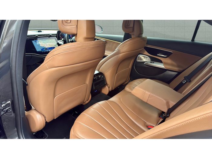 Mercedes-Benz E-Class 2024