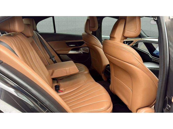 Mercedes-Benz E-Class 2024