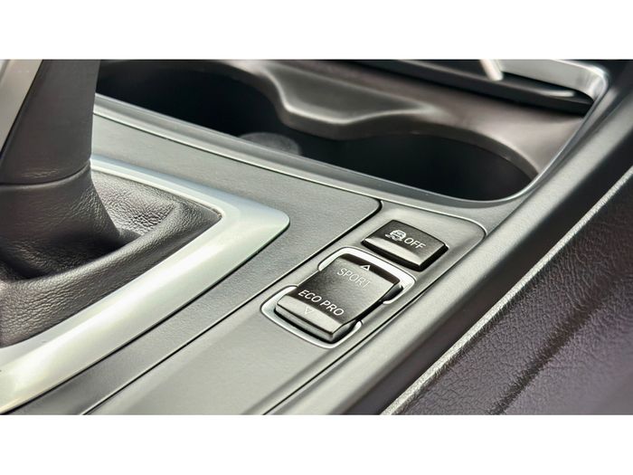 BMW 3 Series 2017
