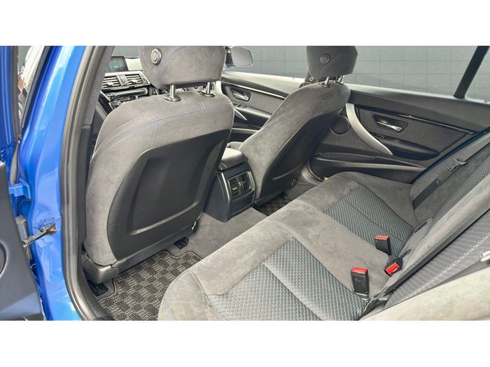 BMW 3 Series 2017