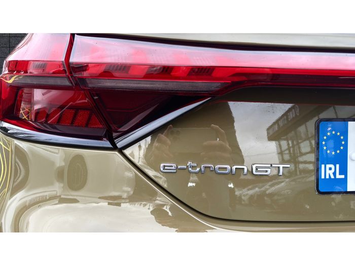 Audi e-tron GT quattro 2023