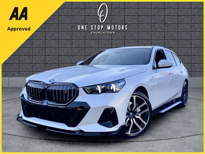 BMW i5 2025