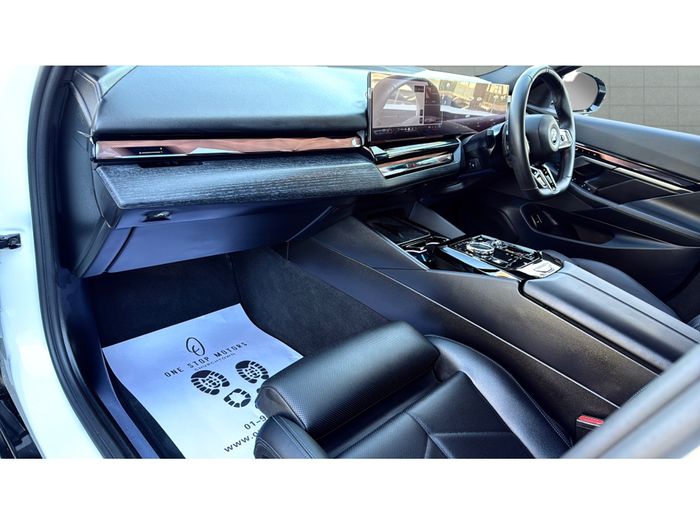 BMW i5 2025
