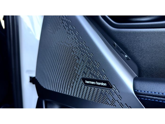 BMW i5 2025