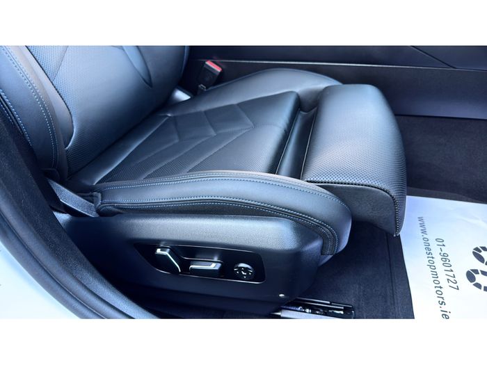 BMW i5 2025