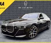 BMW i7 2024
