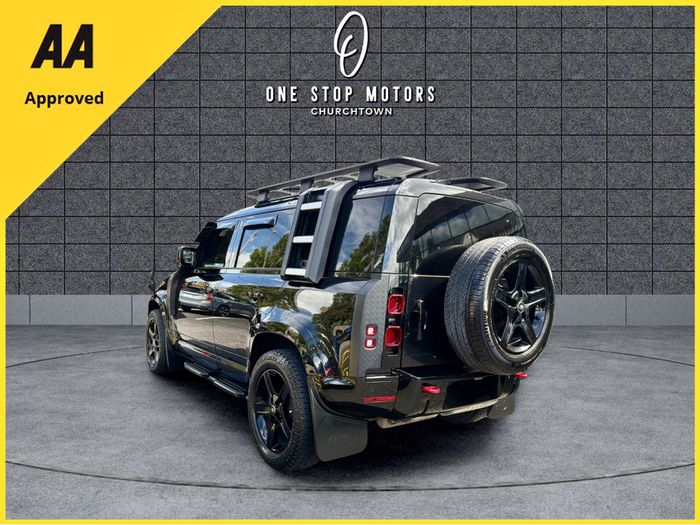 Land Rover Defender 2021