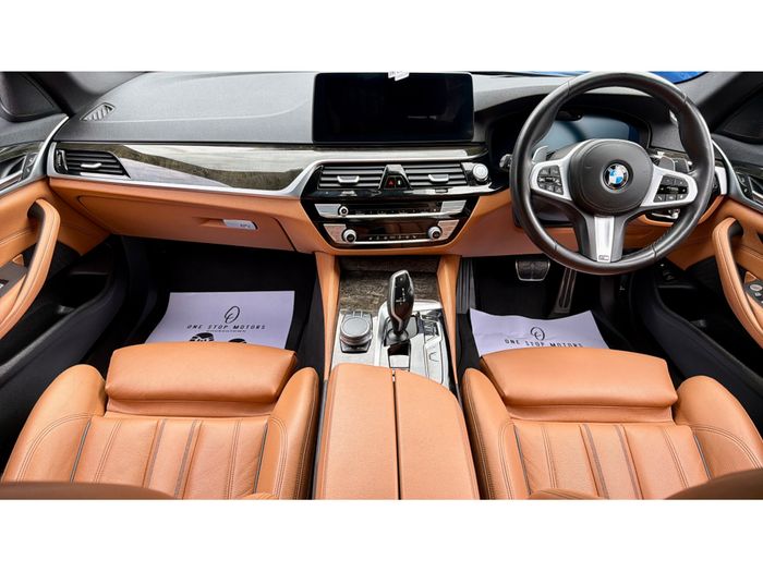 BMW 5 Series 2021
