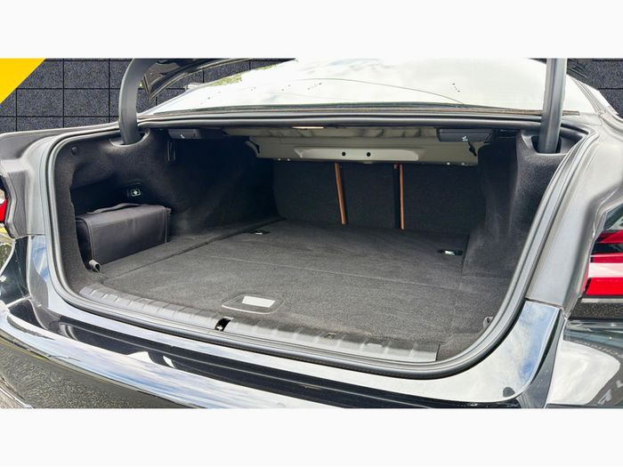 BMW 5 Series 2021