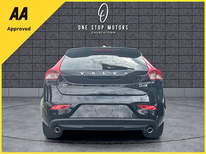 Volvo V40 2017