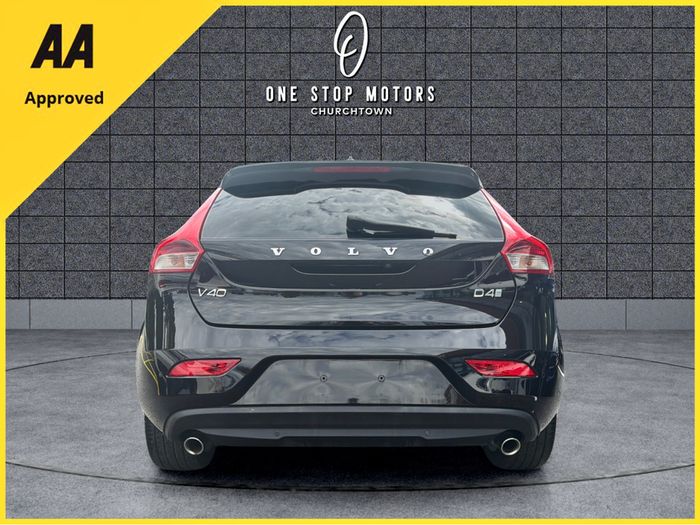 Volvo V40 2017