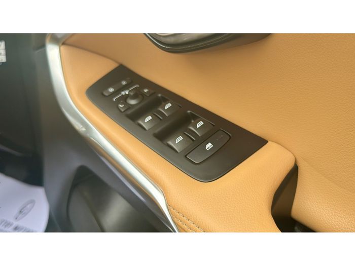 Volvo V40 2017