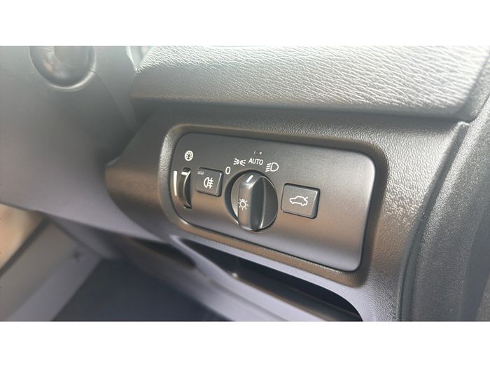 Volvo V40 2017