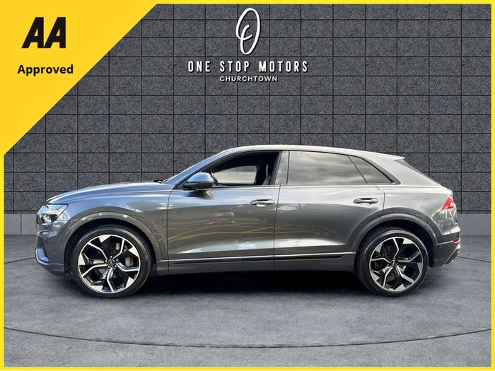 Audi Q8 2023