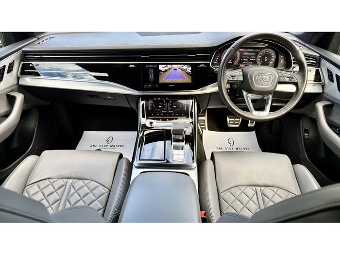Audi Q8 2023