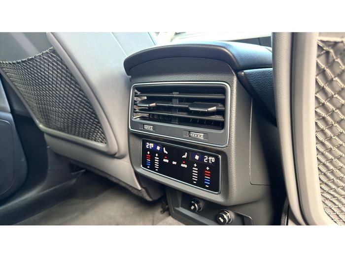 Audi Q8 2023
