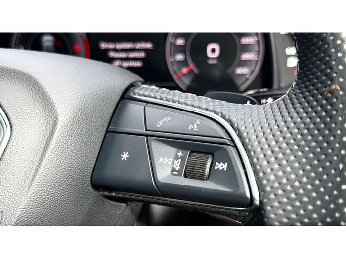 Audi Q8 2023