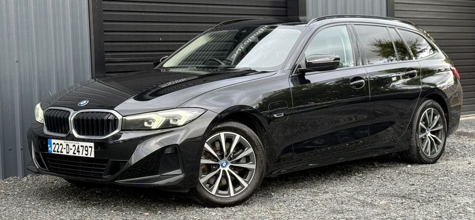 BMW 3 Series 2022
