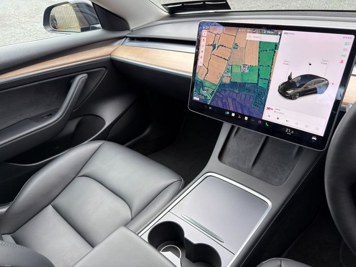 Tesla Model 3 2021