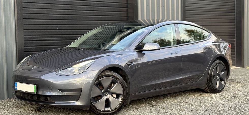 Tesla Model 3 2021