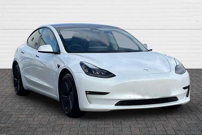 Tesla Model 3 2023